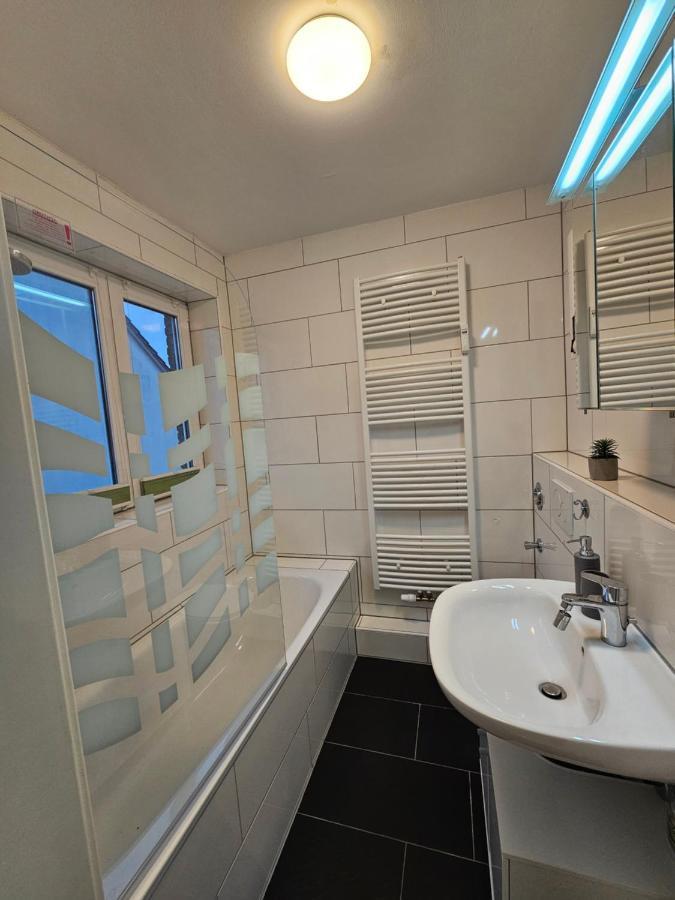 Modern Studio Near Duesseldorf Airport & Messe/Fair メーアブッシュ エクステリア 写真